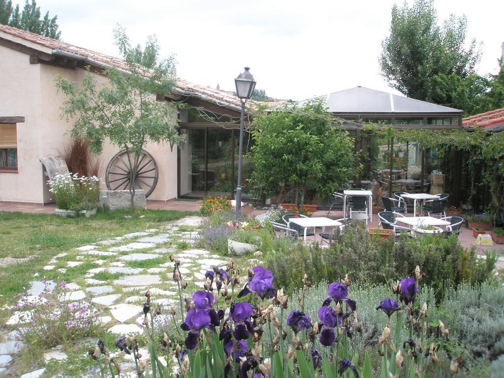 La Huerta De San Lorenzo Hotel Segovia Exterior photo