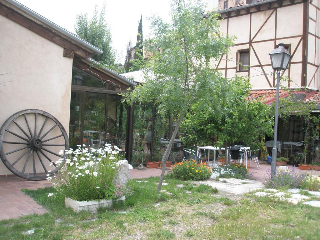 La Huerta De San Lorenzo Hotel Segovia Exterior photo