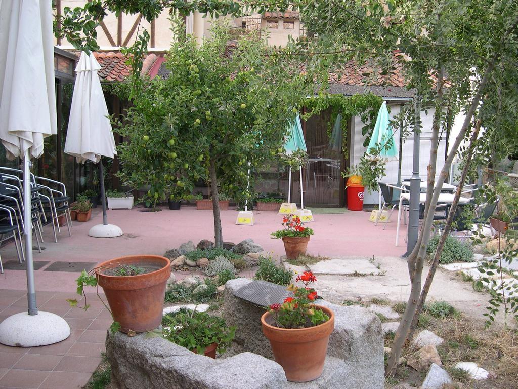 La Huerta De San Lorenzo Hotel Segovia Exterior photo
