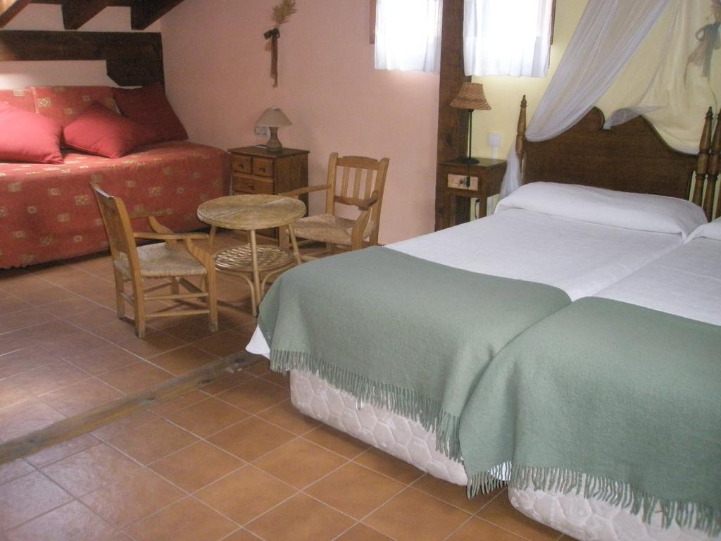 La Huerta De San Lorenzo Hotel Segovia Room photo